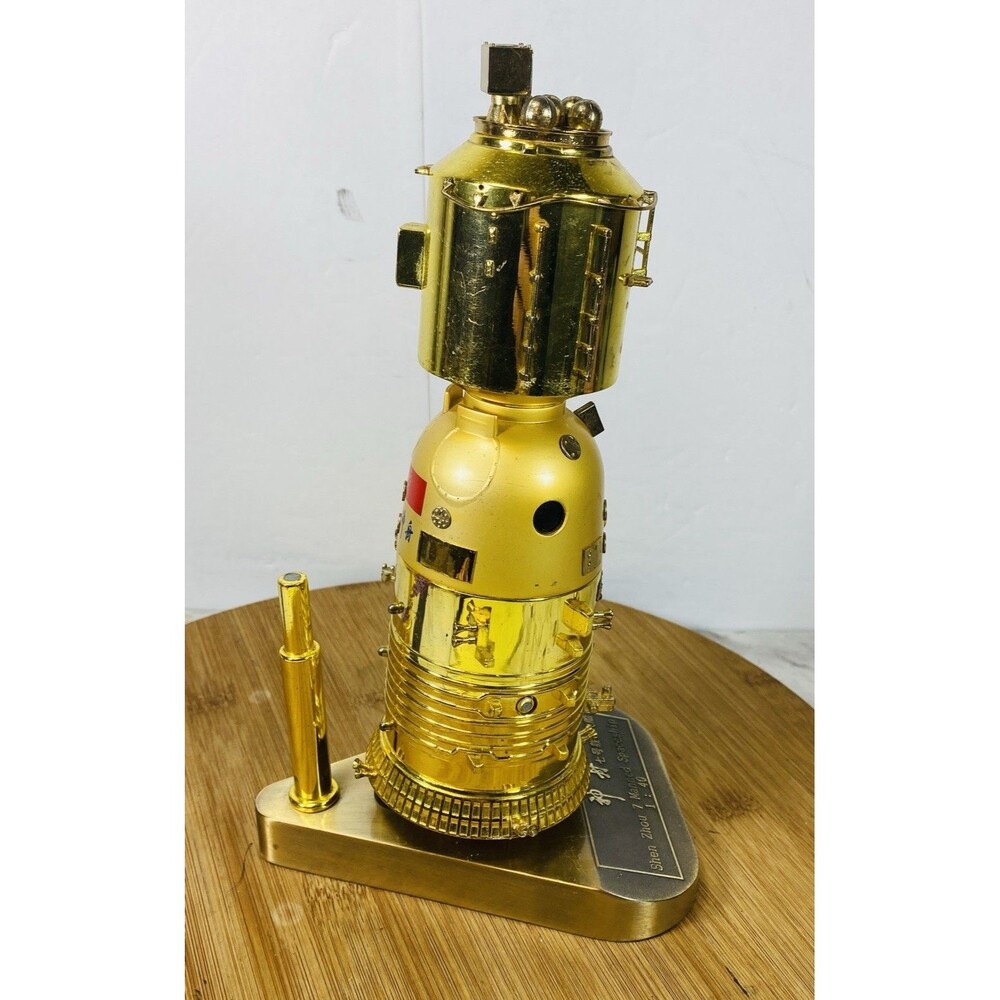 Vintage 1:40 China Shenzhou 7 Spacecraft DIECAST MODEL See Pic - Picture 8 of 9